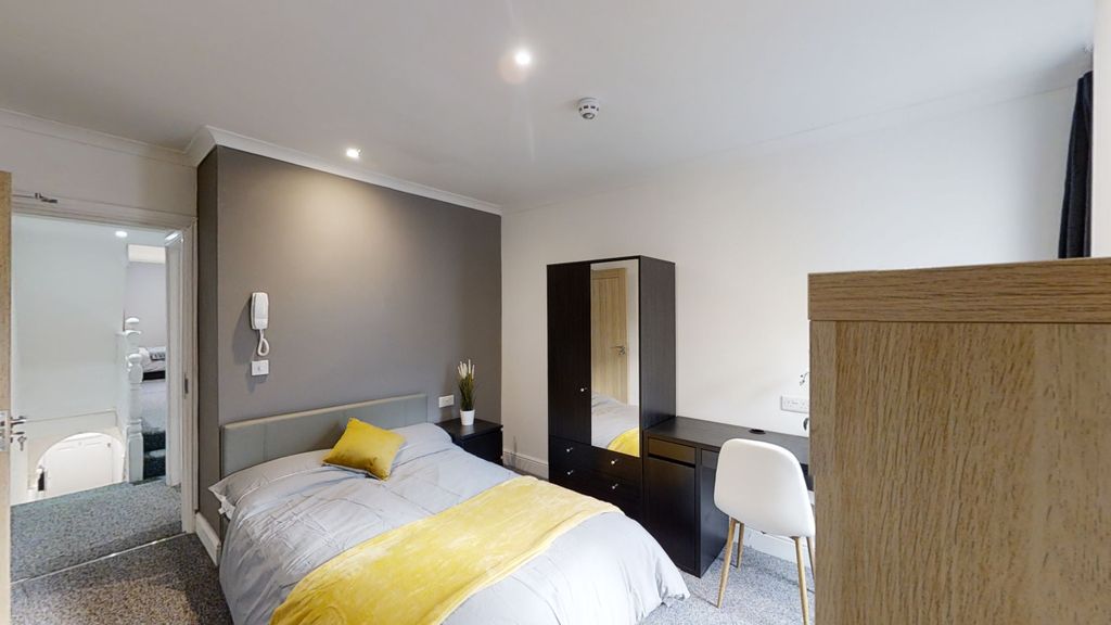 Property photo 1 of 7 Photo