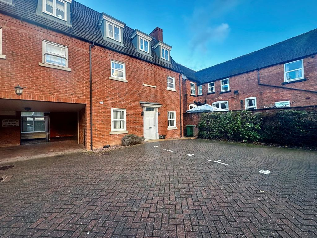 Property photo 2 of 6 Picture No. 41