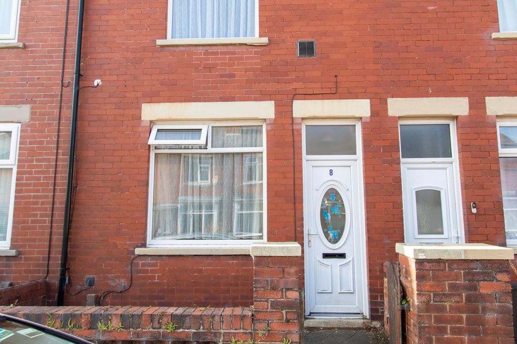 Property photo 1 of 20