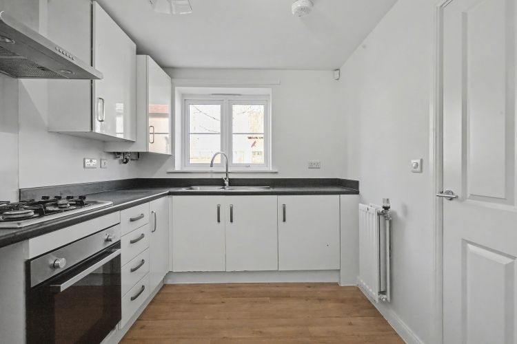 Property photo 2 of 7 326218