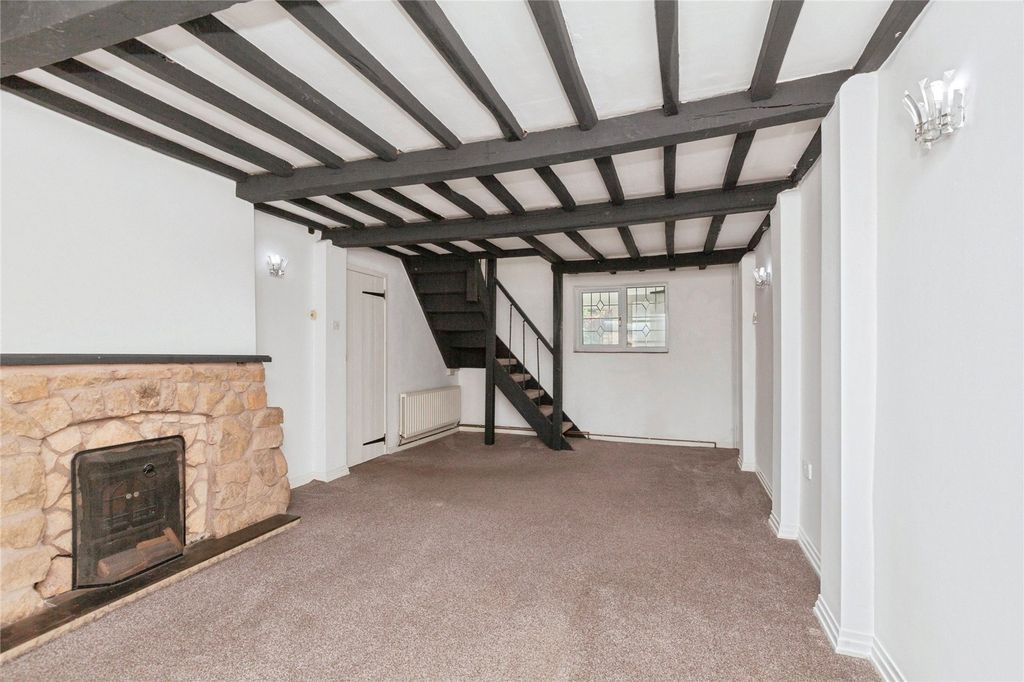 Property photo 2 of 17 Picture No. 10