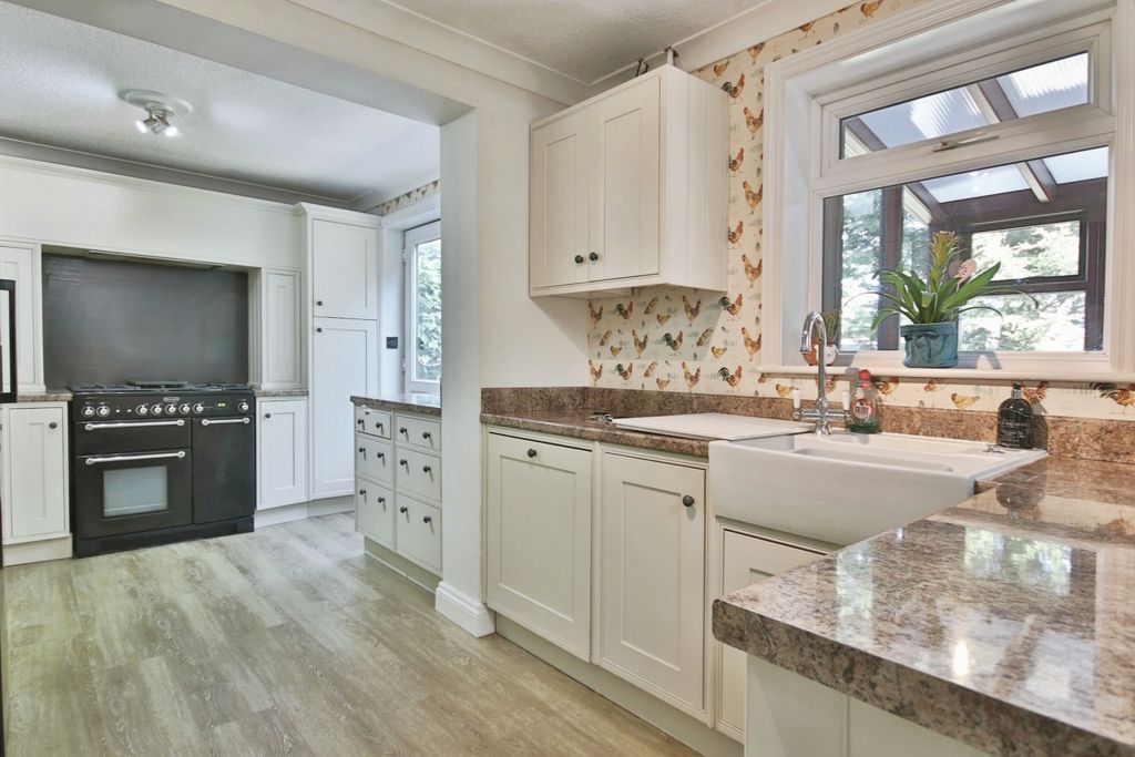 Property photo 2 of 26 3223476