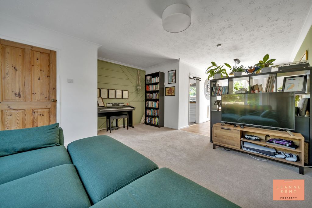 Additional image 10 of 3 bed semi-detached house for salePen-Y-Dre, Caerphilly CF83