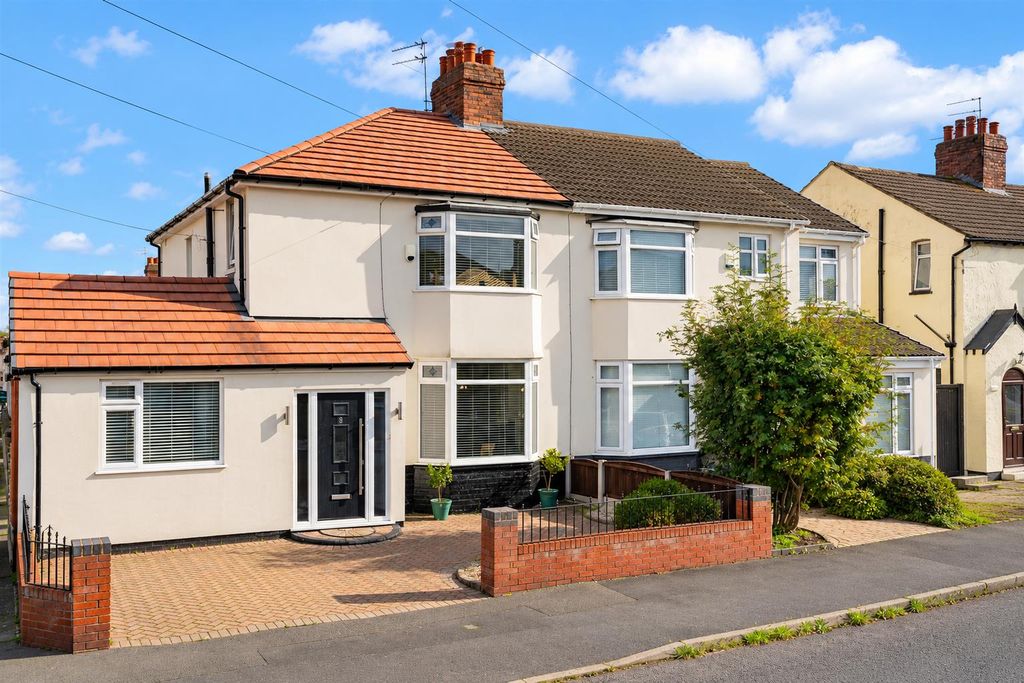 Property photo 1 of 27 Bd670596-Ea4B-4c62-9262-106851d19B04.Png