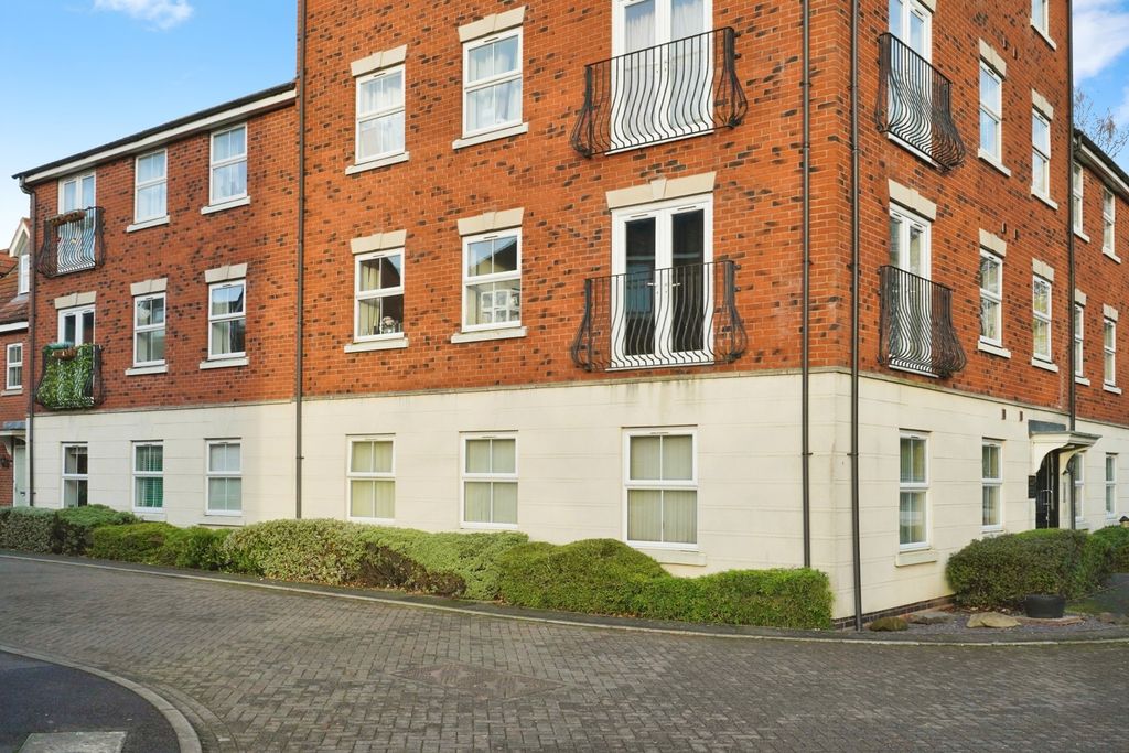 Property photo 1 of 16 Pbox-Img.Jpg