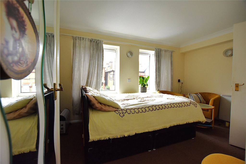 Property photo 3 of 9 Picture No. 13