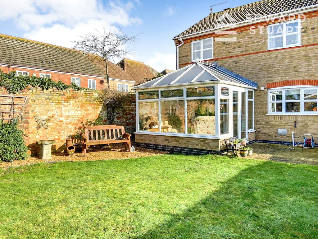 Property photo 2 of 21 Picture No. 02