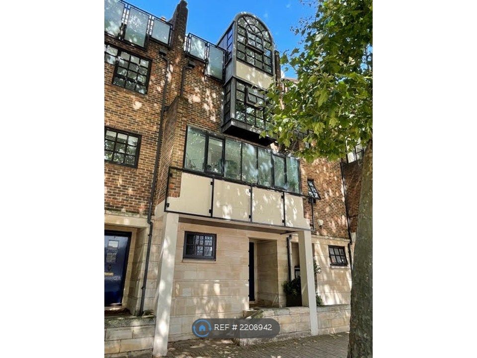 Property photo 2 of 9 The House