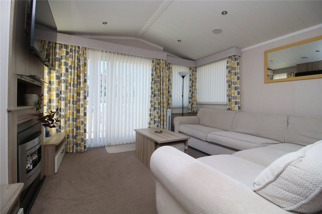 Property photo 3 of 10 Picture No. 03
