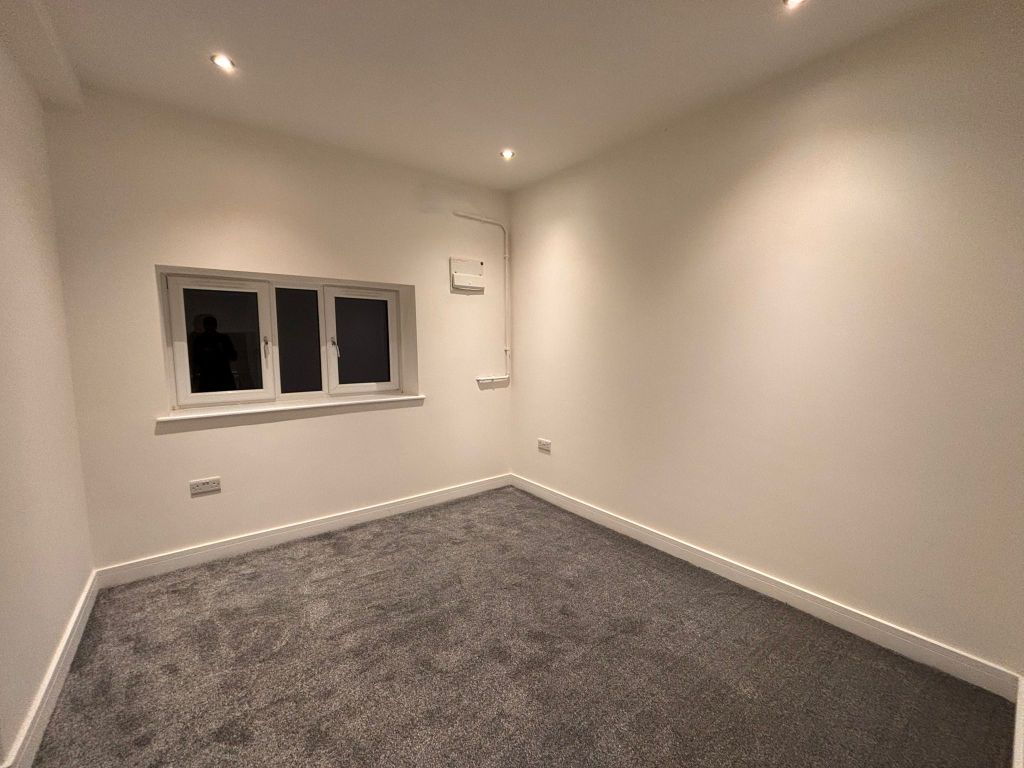 Property photo 3 of 8 Image