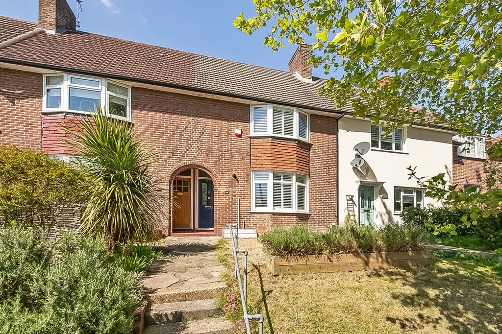 Property photo 1 of 18