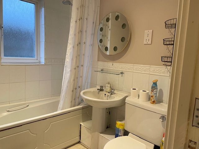 Property photo 3 of 4