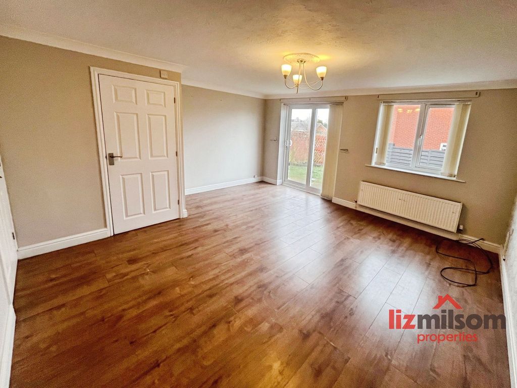 Property photo 2 of 25