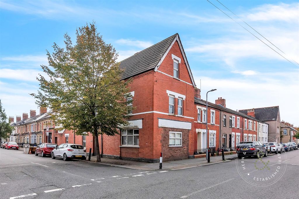 Property photo 1 of 35 Court-Road-32.Jpg