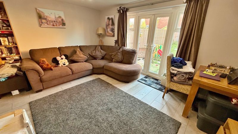 Property photo 3 of 10 Photo 3