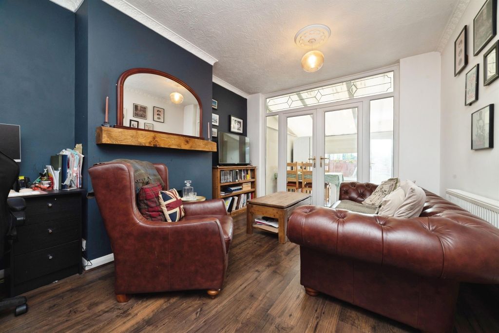 Property photo 3 of 19