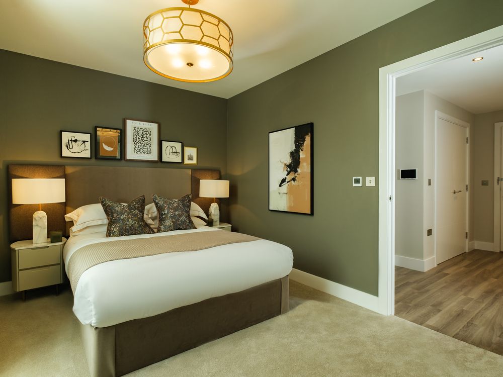Property photo 1 of 10 Bedroom