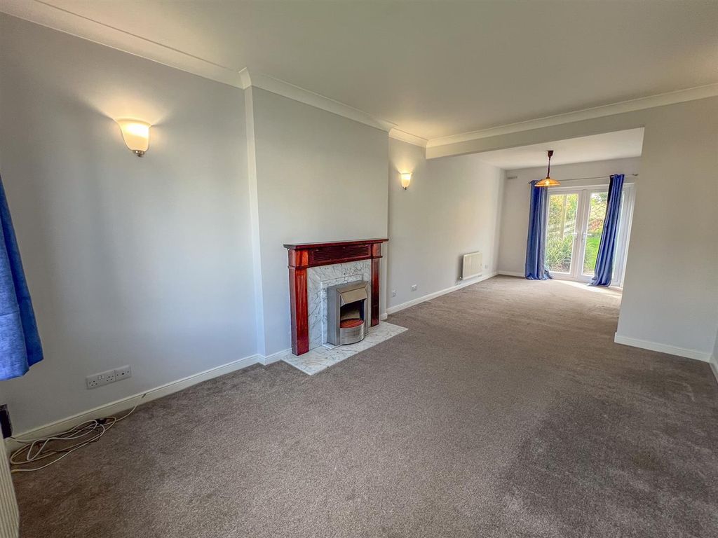 Property photo 2 of 18 9 Farmhill Meadows-13.Jpg