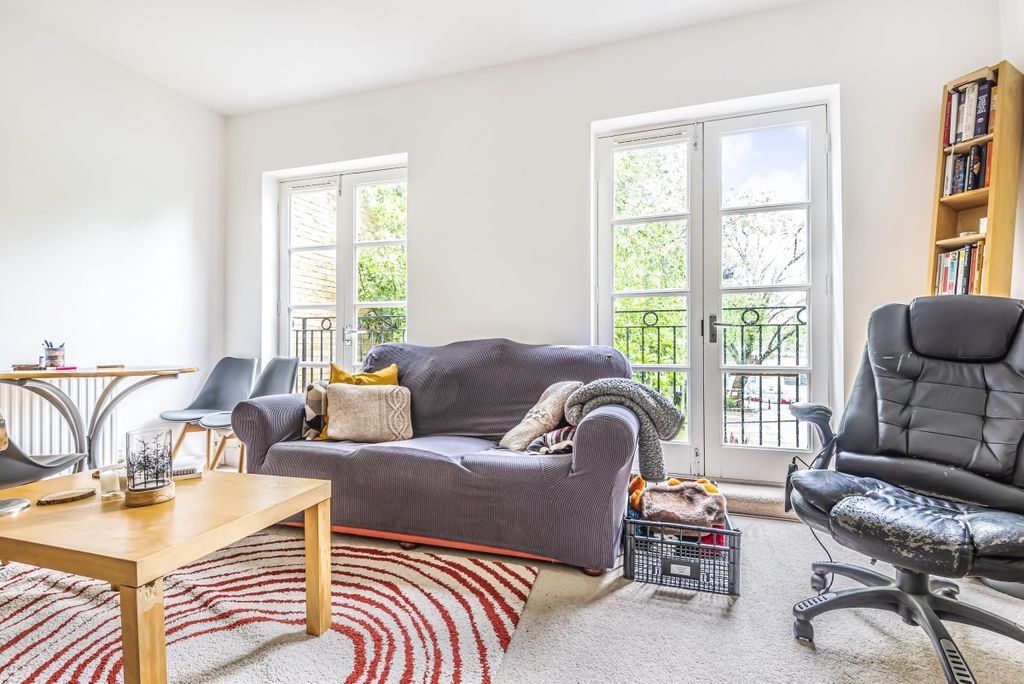 Property photo 1 of 5 Picture No. 12