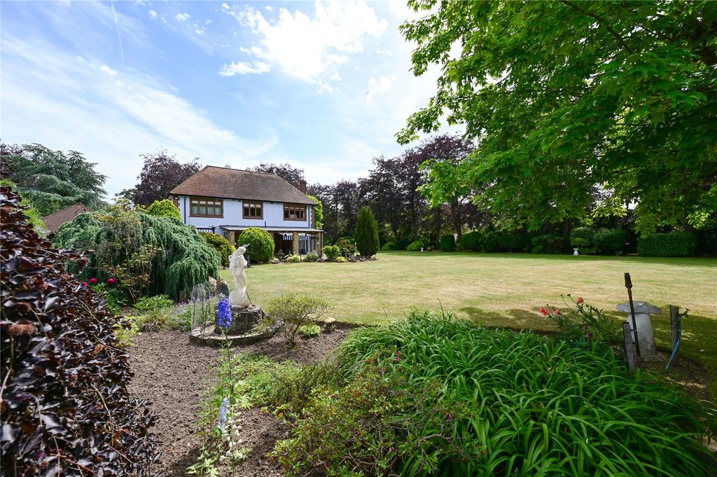 Property photo 2 of 26 Picture No. 18