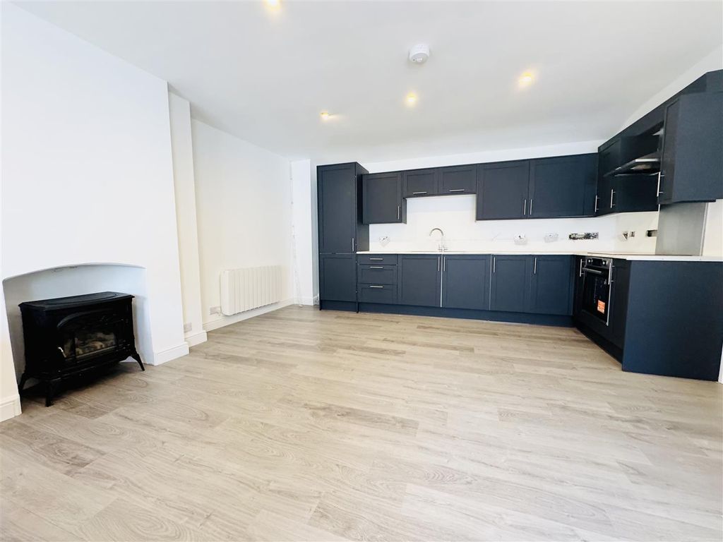 Property photo 3 of 10 Img_1134.Jpg