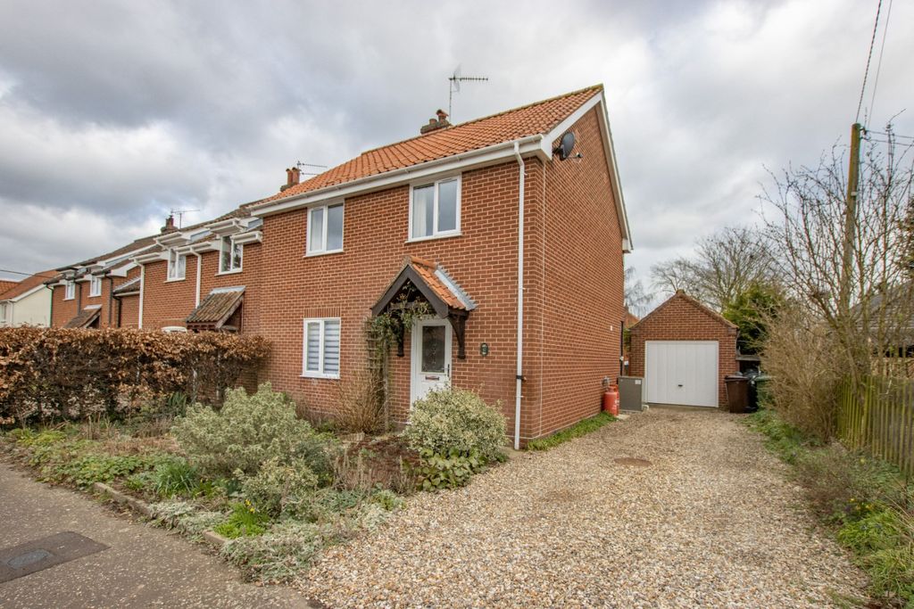 Property photo 2 of 25 2205694