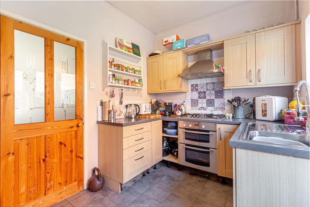 Property photo 2 of 18 Kitchen-3.Jpg