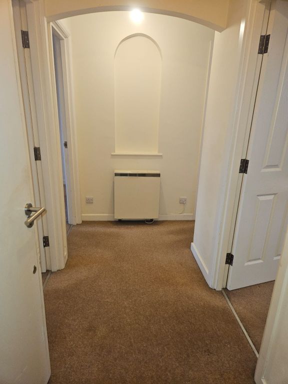 Property photo 2 of 12 Photo 9