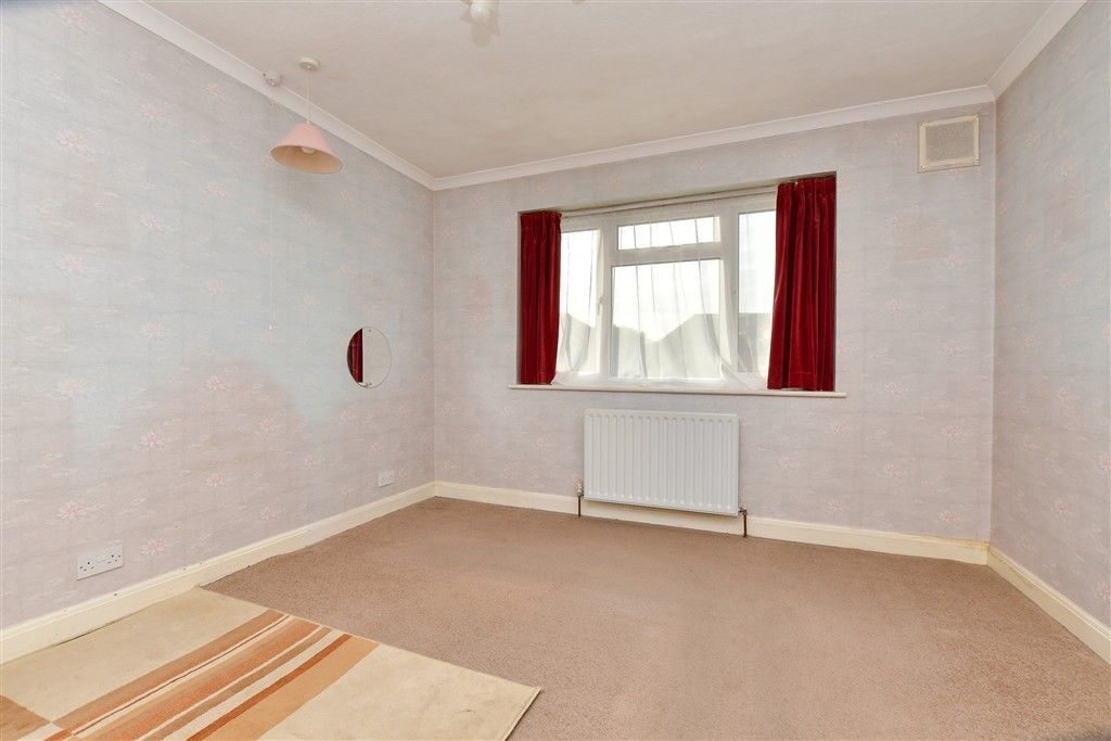 Property photo 3 of 8 Bedroom 1