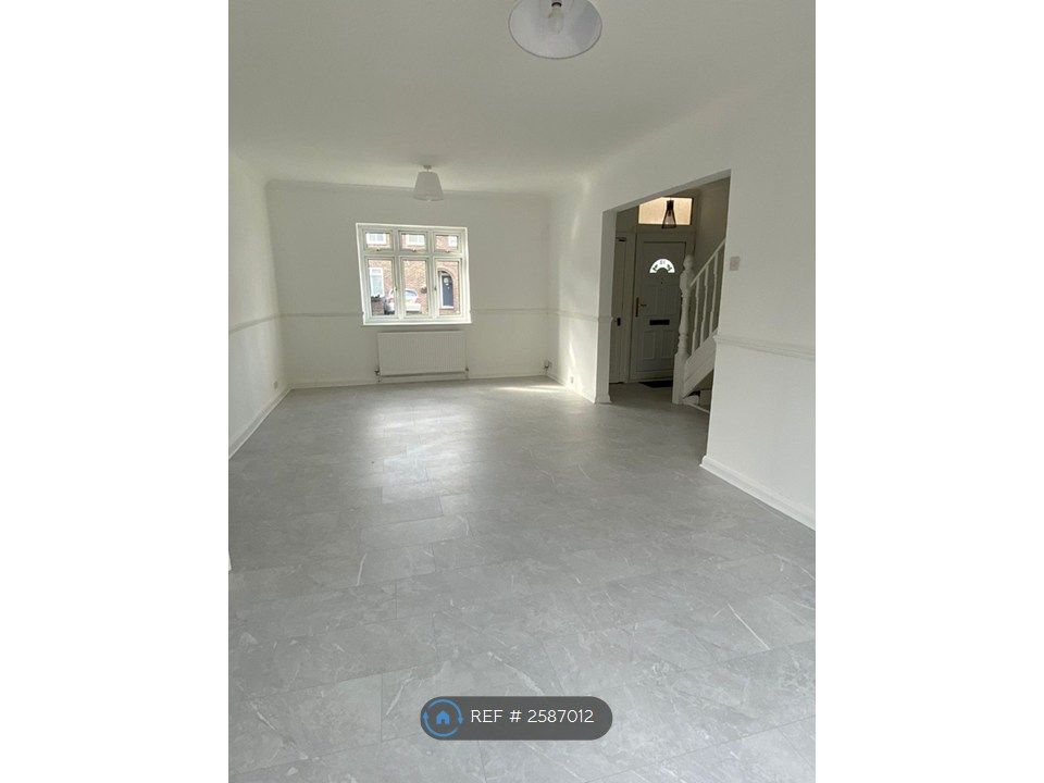 Property photo 1 of 11 Open Plan Living &amp; Dining Area