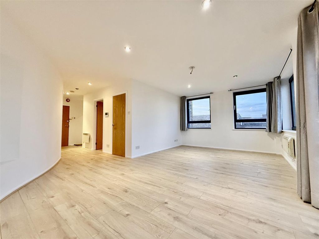 Property photo 2 of 23 Img_0633.Jpg
