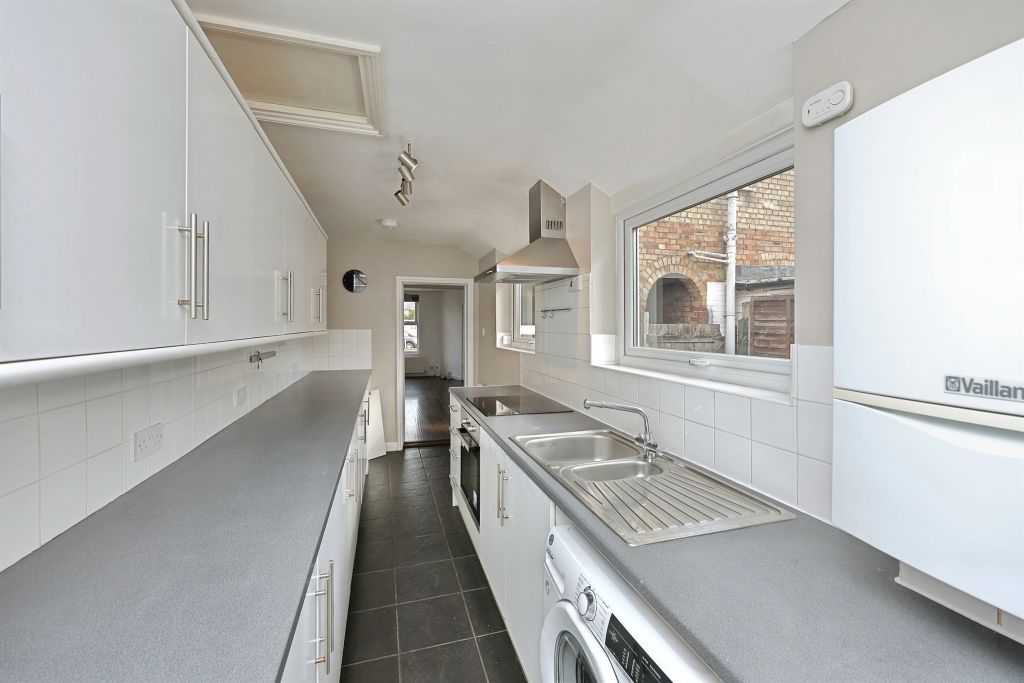 Property photo 3 of 18