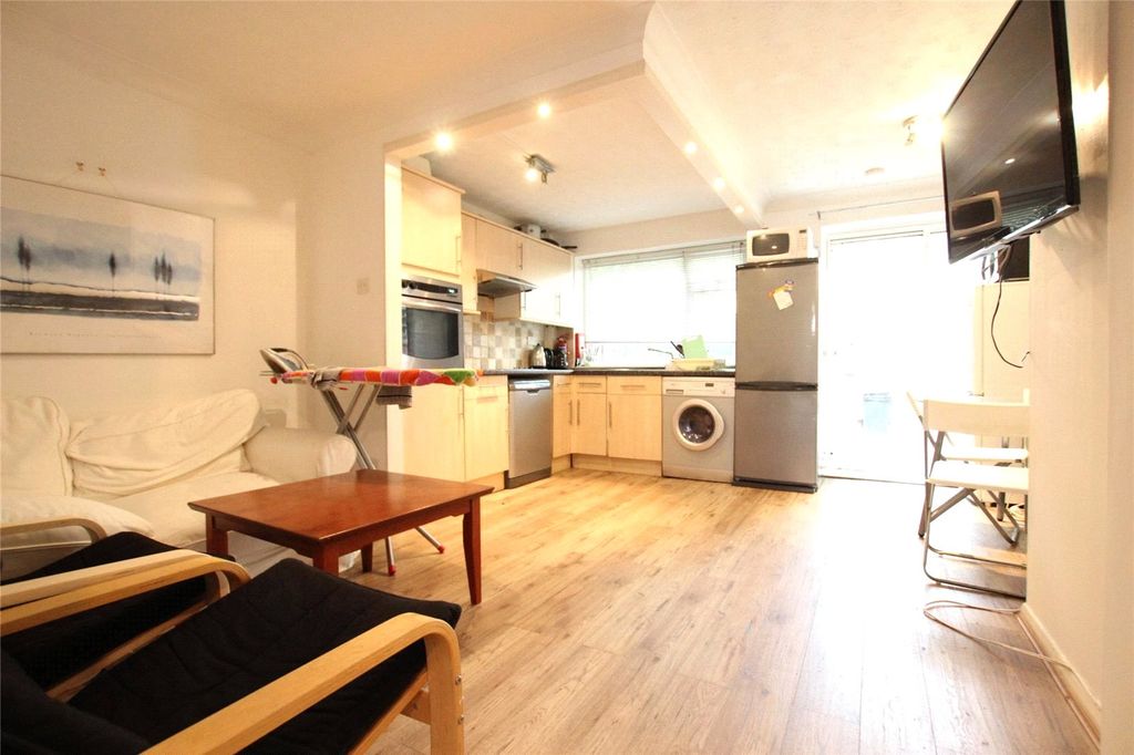 Property photo 1 of 8 Picture No. 03