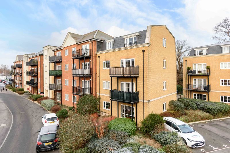 Property photo 1 of 10 Photo 3