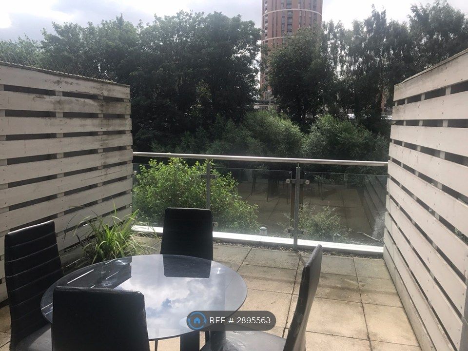 Property photo 3 of 17 Balcony And Riverfront