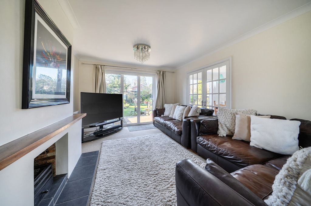 Property photo 3 of 22 1426058-3-69Bbd3d...