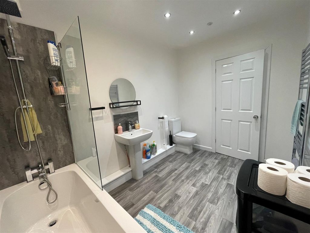 Property photo 1 of 4 1111.Jpg