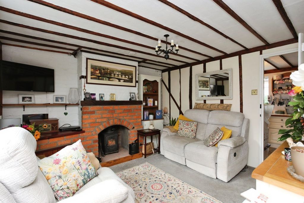 Property photo 3 of 18