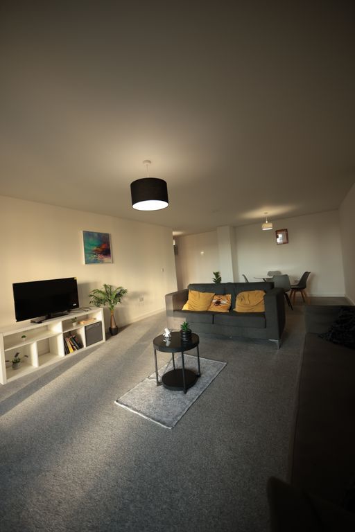 Property photo 3 of 25