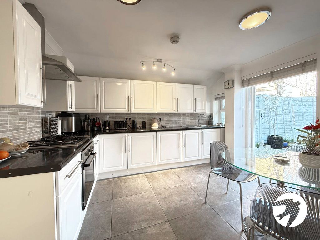 Property photo 2 of 18 Picture 2