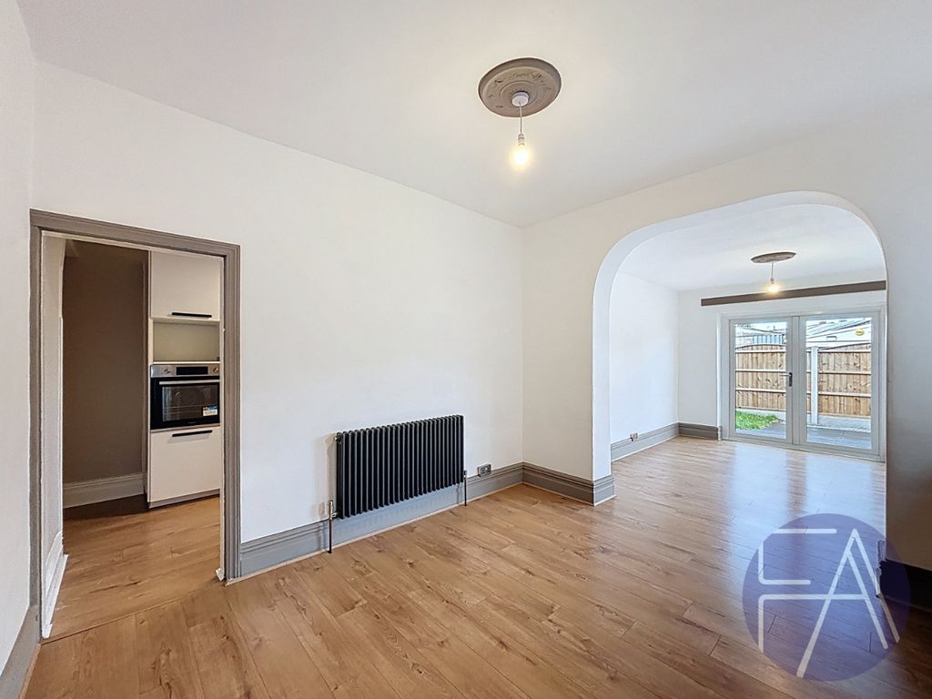 Property photo 2 of 17 4762063