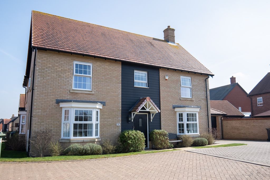 Property photo 1 of 28 Front