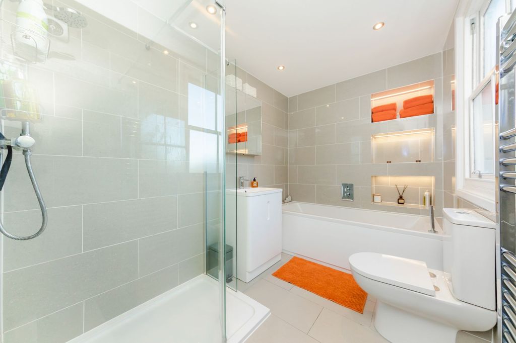 Additional image 13 of 3 bed semi-detached house for salePriory Street, Lewes BN7