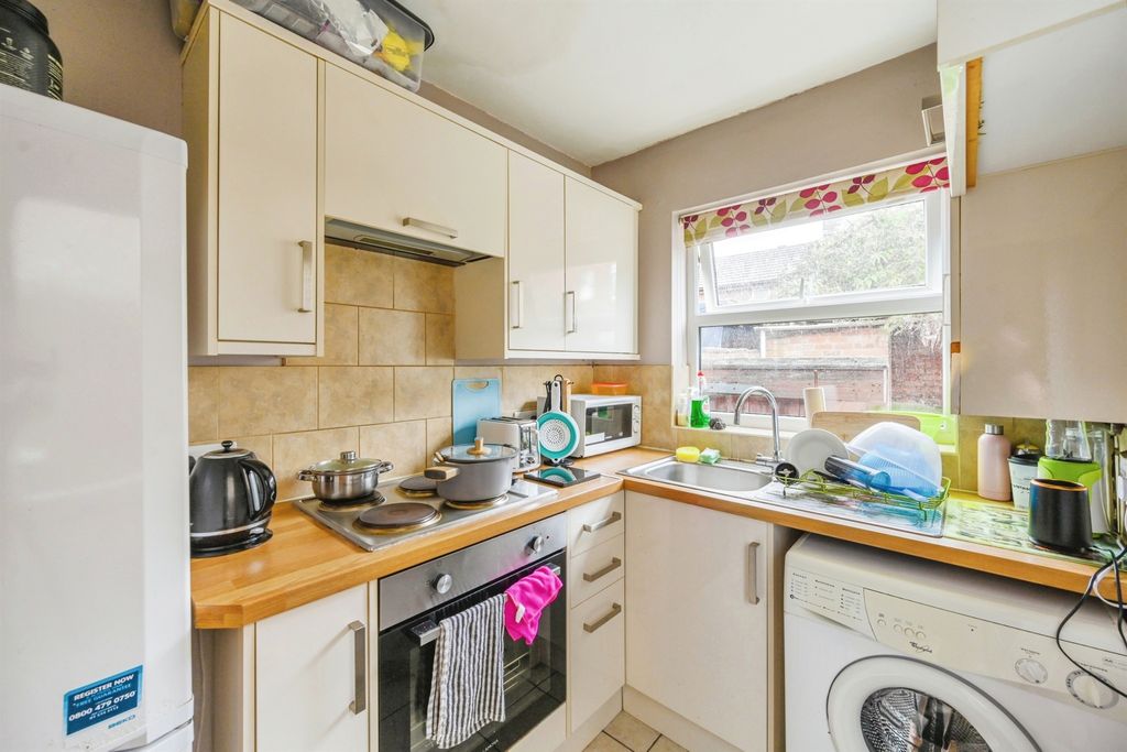 Property photo 3 of 7