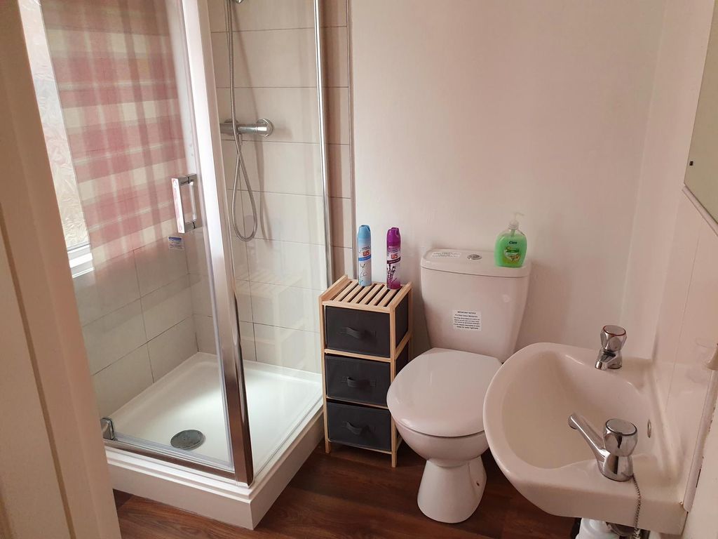 Property photo 3 of 4