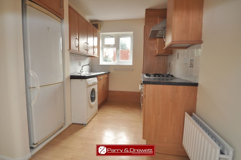 Property photo 2 of 7 Photo 6