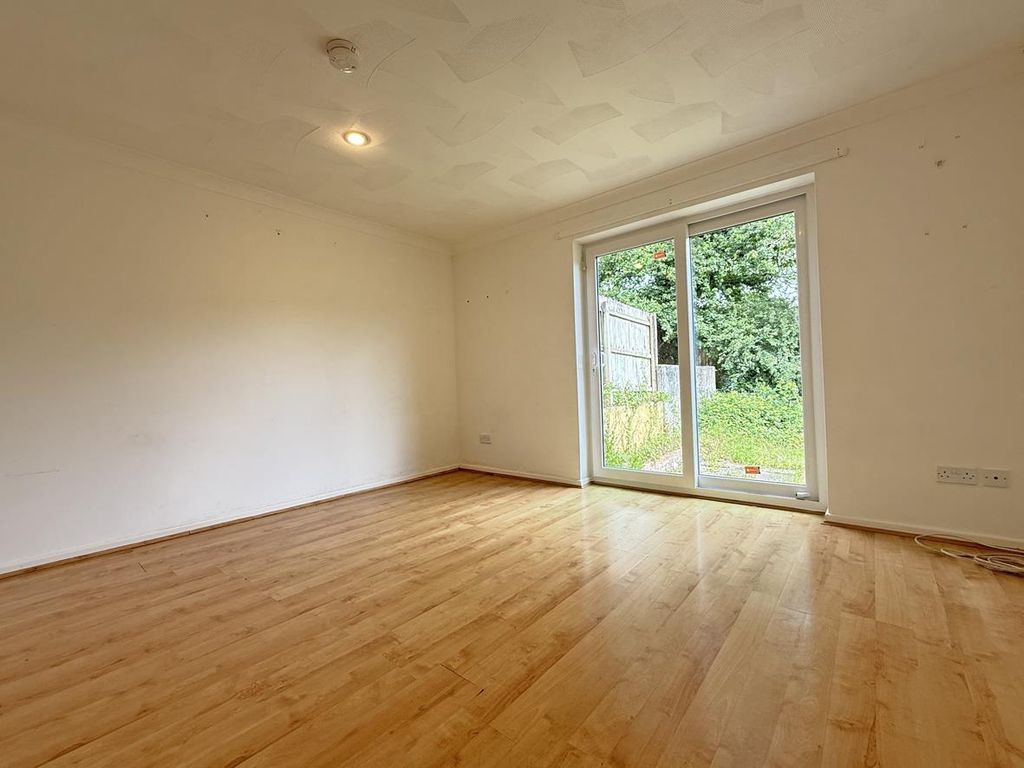Property photo 2 of 10 Westbury Close 72 - Living Room.Jpeg