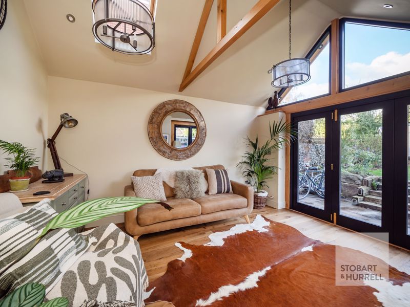 Property photo 2 of 29 Garden Room