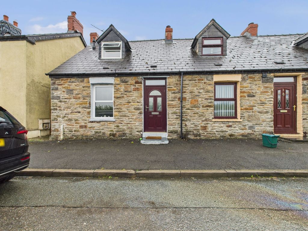 Property photo 2 of 16