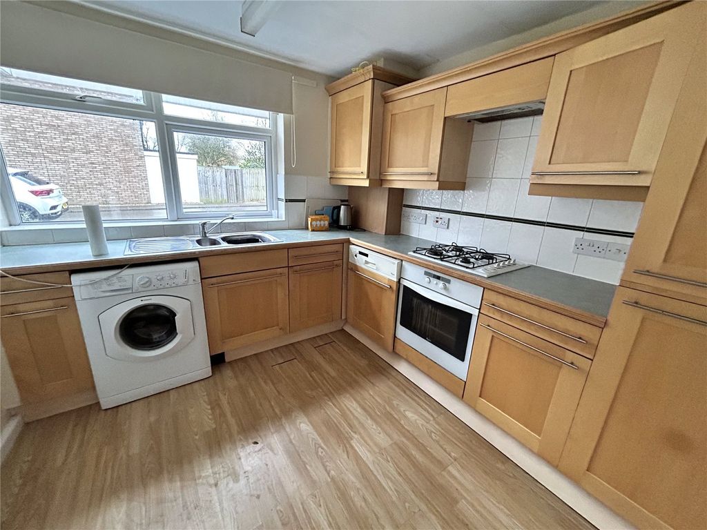 Property photo 2 of 7 Picture No. 08